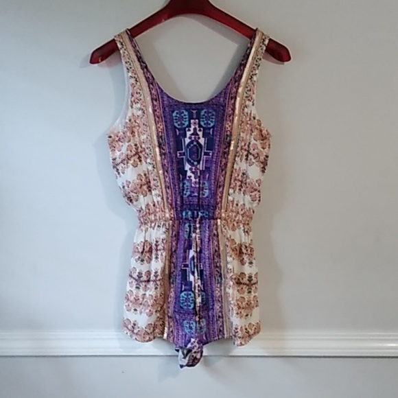 Minkpink Aztec print multicolored romper. - Picture 1 of 8